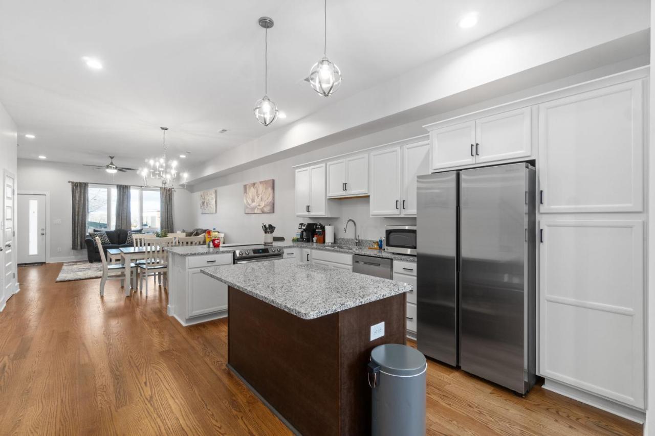 הוילה קלארקסוויל Rebecca'S Downtown Luxury Living מראה חיצוני תמונה